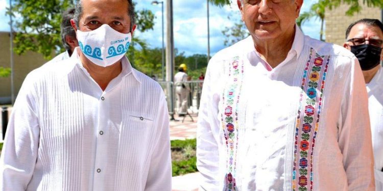 AGRADECE CARLOS JOAQUÍN EL COMPROMISO DE AMLO CON QUINTANA ROO