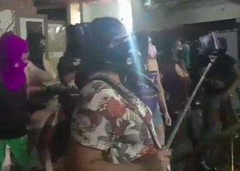 RFQ TRASLADA SU CAMPAMENTO AL VESTÍBULO DEL CONGRESO DEL ESTADO