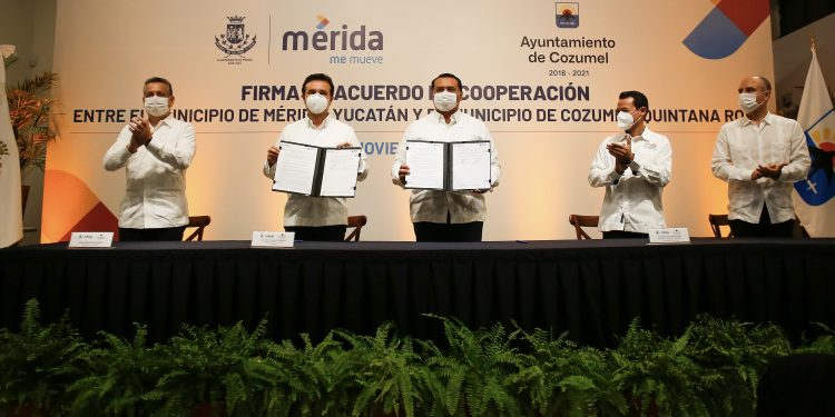 FIRMA PEDRO JOAQUÍN ACUERDO DE COOPERACIÓN CON EL MUNICIPIO DE MÉRIDA, PARA IMPULSAR ACCIONES CONJUNTAS EN MATERIA TURÍSTICA, CULTURAL Y DE DESARROLLO SUSTENTABLE