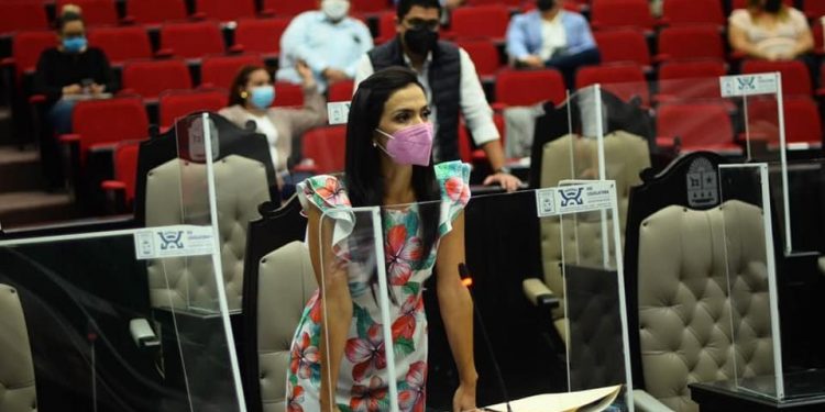 MENOS RELLENO EN COMPARECENCIAS DICE COORDINADORA DE MORENA EN EL CONGRESO DEL ESTADO