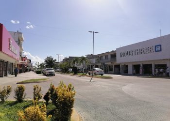 CHETUMAL TENDRÁ MEJORES CONDICIONES ECONÓMICAS CON EL DECRETO DE ZONA LIBRE: ELOY QUINTAL
