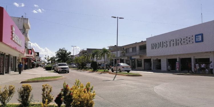 CHETUMAL TENDRÁ MEJORES CONDICIONES ECONÓMICAS CON EL DECRETO DE ZONA LIBRE: ELOY QUINTAL