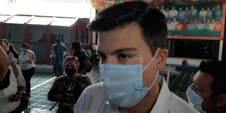 CAPELLA NO SE SALVA DE LLAMADO DE CONGRESO