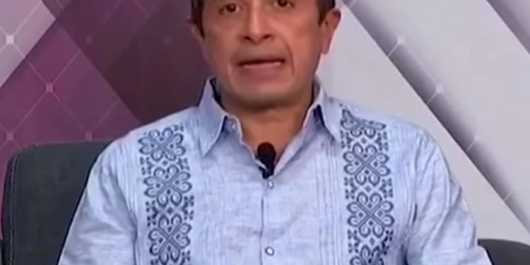 CONFIRMA GOBERNADOR QUE ESTÁN BUSCANDO REEMPLAZO DE CAPELLA