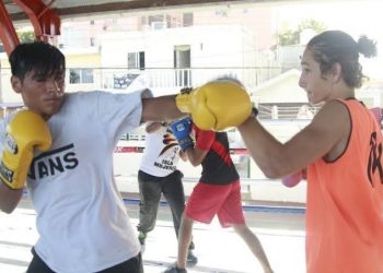 ANUNCIA DEPORTE Y CULTURA FÍSICA DE ISLA MUJERES CLASES DE BOX EN RANCHO VIEJO
