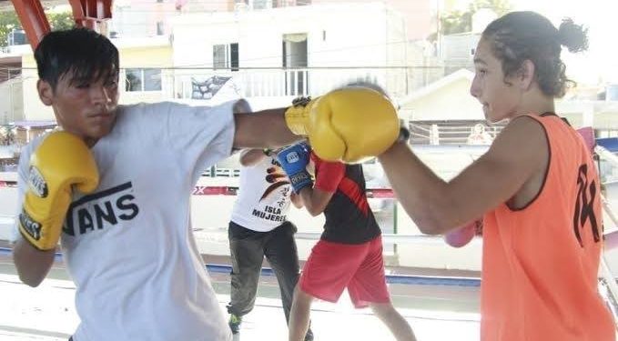 ANUNCIA DEPORTE Y CULTURA FÍSICA DE ISLA MUJERES CLASES DE BOX EN RANCHO VIEJO