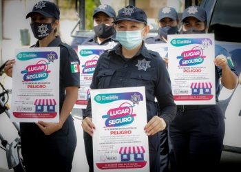 MUJERES POLICÍAS SALEN A LAS CALLES DE SOLIDARIDAD PARA REFORZAR CAMPAÑA JUNTO A INICIATIVA PRIVADA