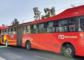 SURGE POLÉMICA SOBRE LOS METROBUSES DE LA LÍNEA 6