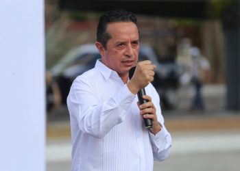 ACEPTA CARLOS JOAQUÍN RENUNCIA DE CAPELLA