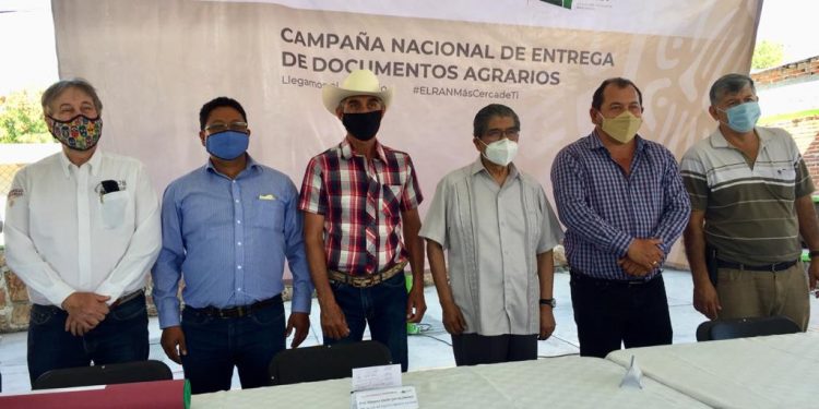 MÁS DE 300 MIL EJIDATARIOS RECIBIRÁN CERTEZA JURÍDICA A TRAVÉS DE LA CAMPAÑA NACIONAL DE ENTREGA DE DOCUMENTOS AGRARIOS