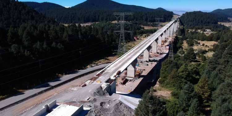 FRATERNIDAD Y AYUDA MUTUA PERMITIRÁN SUPERAR ESTE DIFÍCIL PERIODO, AFIRMA PRESIDENTE EN CUMBRE G20