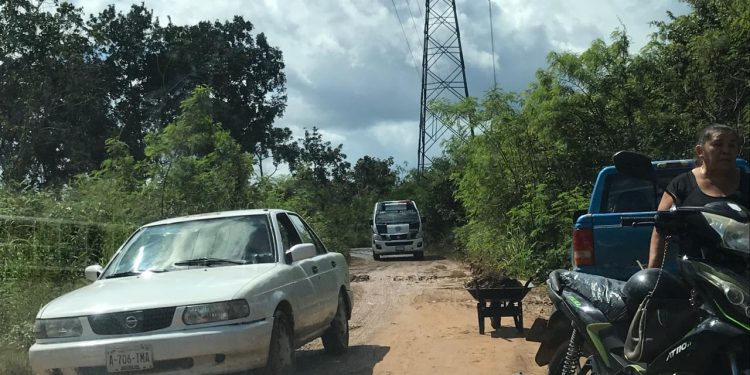 LUCHAN EJIDATARIOS CONTRA INVASORES Y VIVALES