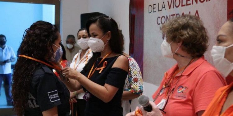 PUERTO MORELOS BUSCA COMBATIR LA VIOLENCIA CONTRA LAS MUJERES