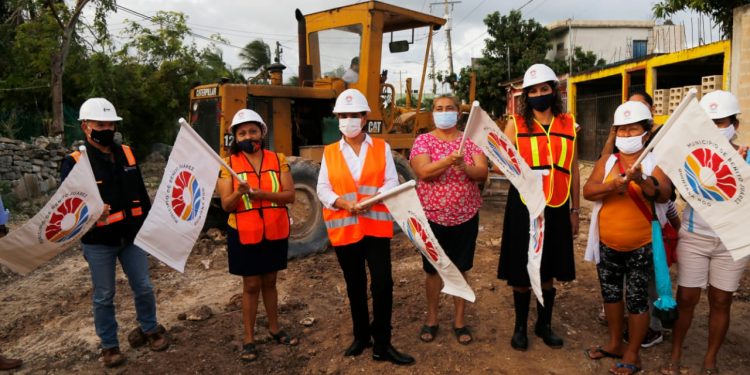 CON OBRA PÚBLICA MEJORA CALIDAD DE VIDA EN SM. 235