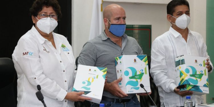 SE DA CUMPLIMIENTO A LA ENTREGA DEL PAQUETE ECONÓMICO 2021 DE QUINTANA ROO