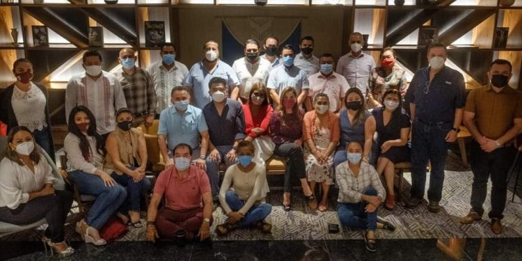 DESTACA ANAHÍ GONZÁLEZ QUE SON TIEMPOS PARA TRABAJAR EN EQUIPO Y DEJAR DE LADO LOS INTERESES PERSONALES