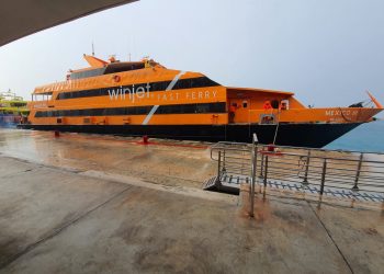 WINJET CANCELA SUS SALIDAS DEBIDO AL FUERTE OLEAJE EN PLAYA DEL CARMEN