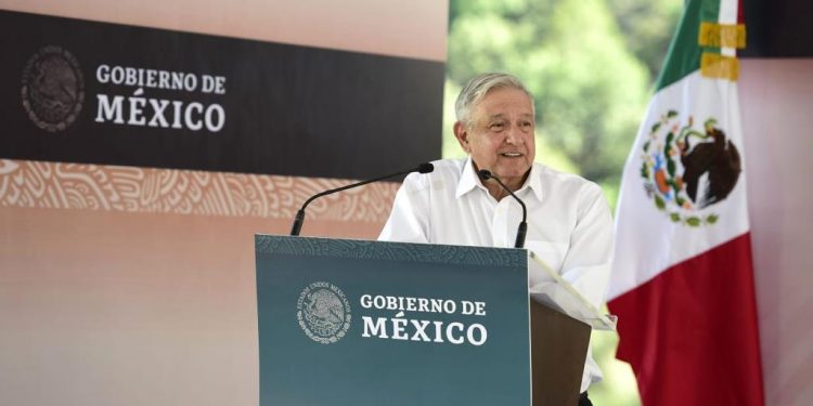 LLEVA AMLO BUENAS NOTICIAS A NAYARIT