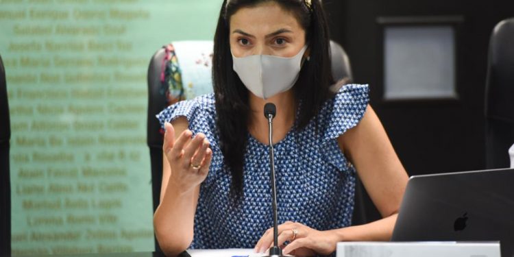 PRESENTA TEPY GUTIÉRREZ INICIATIVA DE APOYO PARA LA ECONOMÍA FAMILIAR