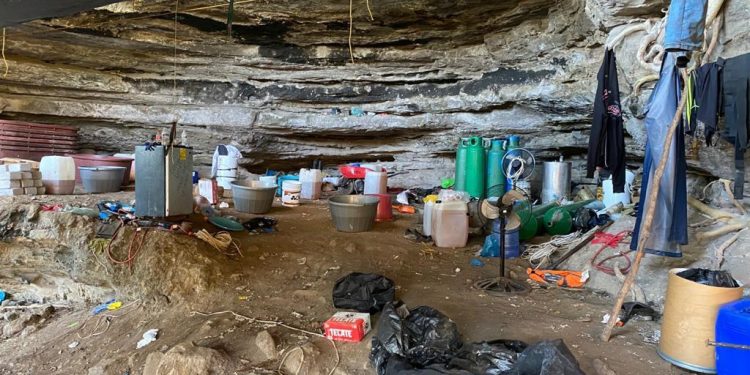 EL EJÉRCITO MEXICANO ASEGURA UN LABORATORIO CLANDESTINO EN EL ESTADO DE MICHOACÁN