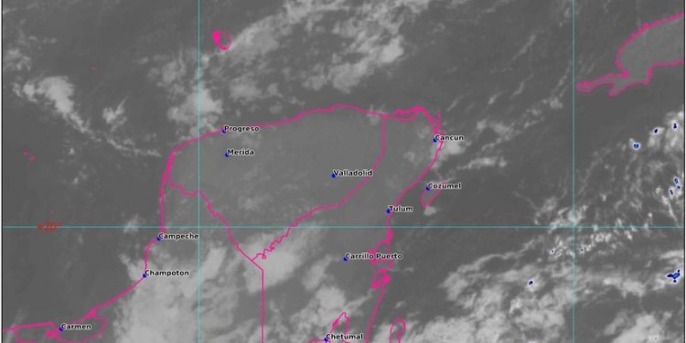 VIGILAN SISTEMA DE BAJA PRESIÓN AL ESTE DE LAS BAHAMAS