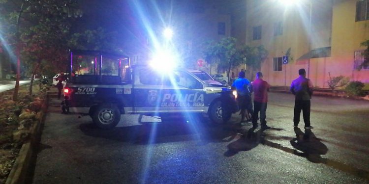 BALEAN A SUJETO AL BAJAR DE TRANSPORTE PÚBLICO EN PASEOS DEL MAR