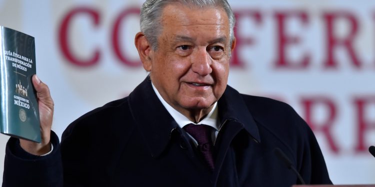 PRESENTA LA GUÍA ÉTICA PARA LA TRANSFORMACIÓN DE MÉXICO