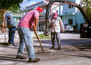 LANZA VÍCTOR MAS, INTENSO PROGRAMA DE BACHEO