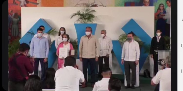 RECIBE LA UNICARIBE EL PREMIO AL MÉRITO ESTATAL EN INVESTIGACIÓN 2020