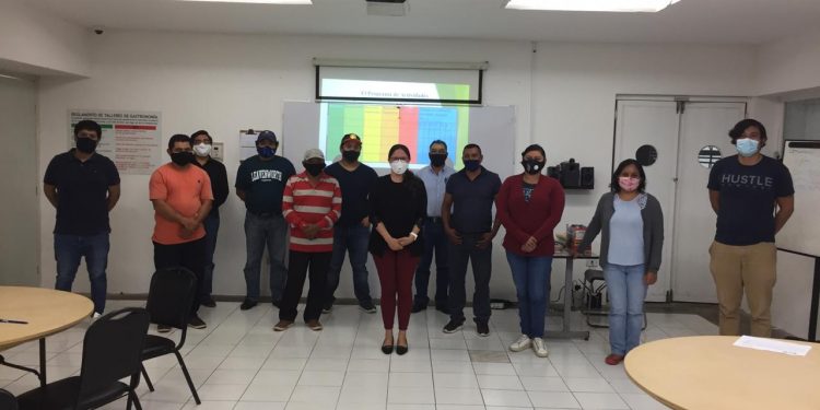 TRANSFIERE UNICARIBE CONOCIMIENTO A COOPERATIVAS PARA ELEVAR SU CALIDAD DE VIDA