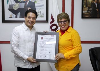 ENTREGÓ LAURA BERISTAIN RESULTADOS A MARIO DELGADO Y EL PREMIO AL BUEN GOBIERNO 2020