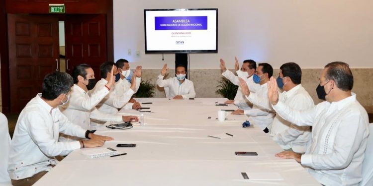 CARLOS JOAQUÍN PRESIDIRÁ A GOBERNADORES DEL PAN