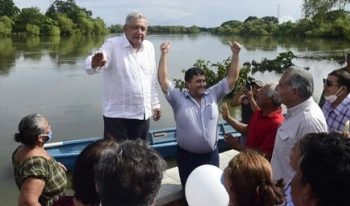 AMLO: “NO ESTÁN SOLOS, VAMOS A SEGUIR ADELANTE”