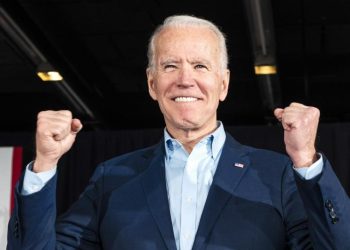 BIDEN LIDERA EL CONTEO EN CUATRO ESTADOS CLAVE