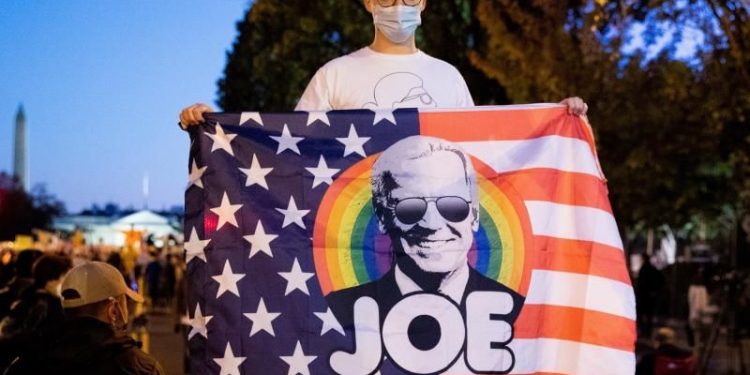 BIDEN ROZA LA VICTORIA TRAS LA CUARTA NOCHE DE AGÓNICO ESCRUTINIO