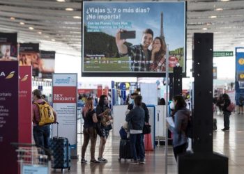 CHILE RECIBE LOS PRIMEROS TURISTAS DESDE MARZO BAJO ESTRICTOS PROTOCOLOS
