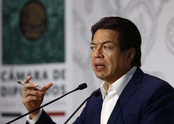 DIPUTADOS OTORGAN LICENCIA A MARIO DELGADO