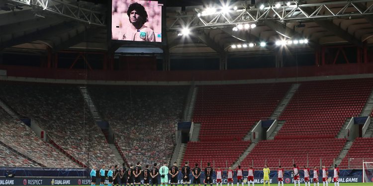 EL FÚTBOL ARGENTINO HOMENAJEA Y DESPIDE AL «ETERNO» DIEGO MARADONA