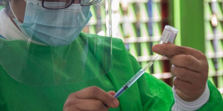 ESTA SEMANA INICIARÁN EN MÉXICO ENSAYOS DE VACUNA ANTICOVID