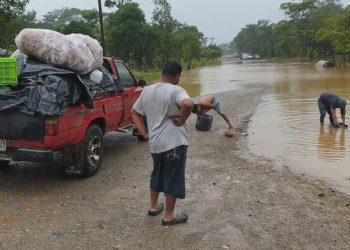 ETA DEJA A SU PASO POR NICARAGUA DOS MUERTOS Y CUANTIOSOS DAÑOS MATERIALES