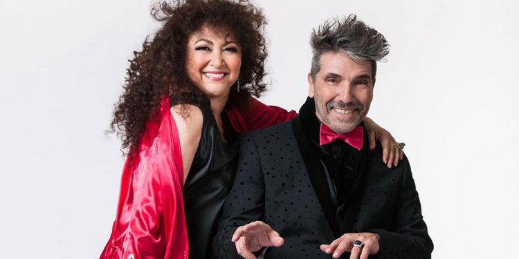 FAMILIA VERDAGUER MIGUEL DEMUESTRA SU UNIÓN CON «HAPPY XMAS (WAR IS OVER)»