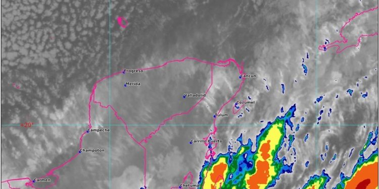 FRENTE FRÍO 11 ENTRA A LA PENÍNSULA DE YUCATÁN