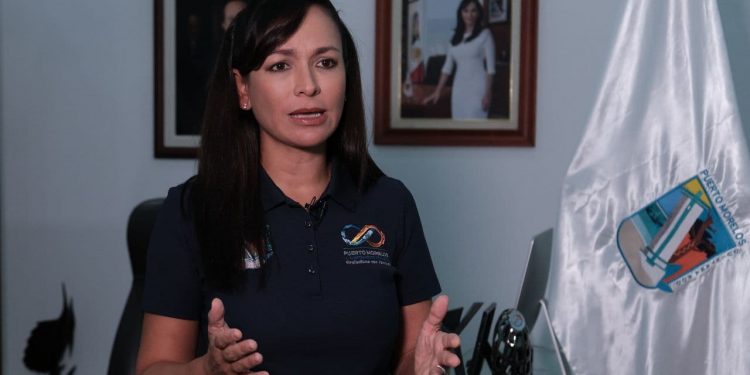 NO MÁS VIOLENCIA CONTRA LA MUJER, DICE LAURA FERNÁNDEZ.