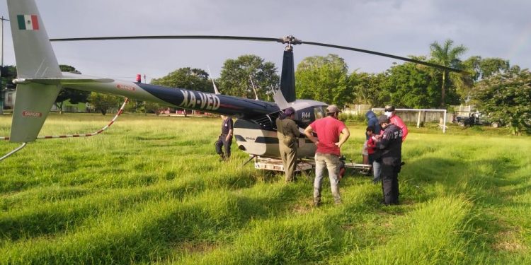 CONFUNDEN HELICÓPTERO CON NARCOAVIONETA EN LA RIBERA DEL RÍO HONDO