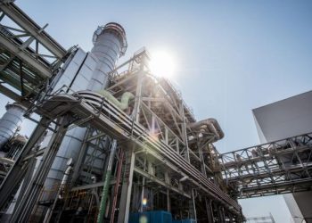 JUEZ AMPARA A COMPAÑÍAS ELÉCTRICAS DE LA NUEVA POLÍTICA ENERGÉTICA DE MÉXICO