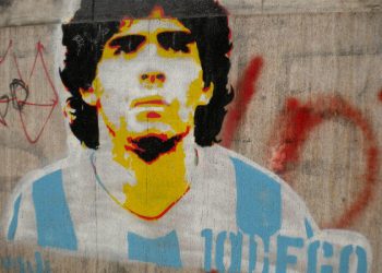 LA CONMEBOL LAMENTA «PROFUNDAMENTE» LA MUERTE DE MARADONA