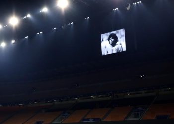 LA FAMILIA DE MARADONA PIDE QUE EL VELATORIO PÚBLICO TERMINE A LAS 19.00 GMT EN LA CASA ROSADA