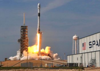 LA NASA Y SPACEX PREVÉN QUE EL DOMINGO DESPEGUE LA HISTÓRICA MISIÓN A LA EEI