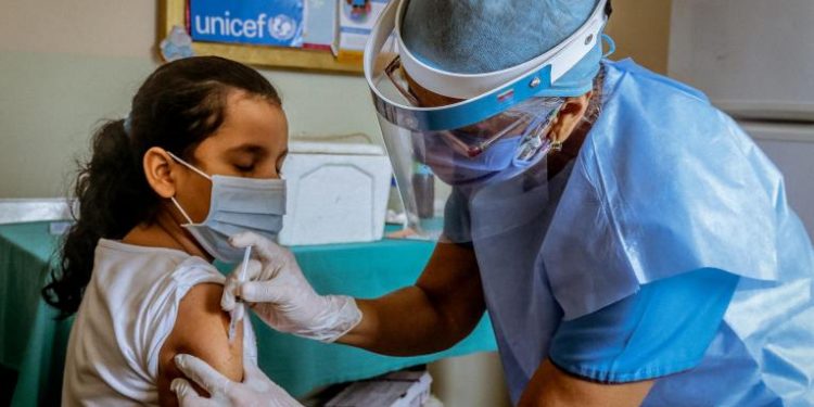 LA VACUNACIÓN DE LA COVID: UN DESAFÍO LOGÍSTICO, PERO FACTIBLE, SEGÚN UNICEF