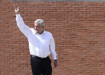 LLEGA AMLO A LA CAPITAL TABASQUEÑA